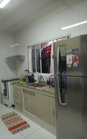 Casa para alugar com 120m², 2 quartos e 2 vagasCozinha