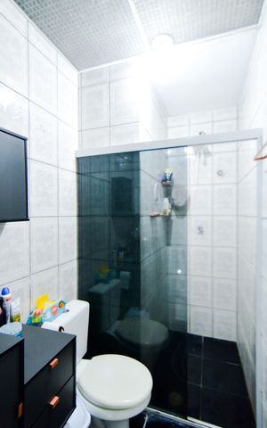 Casa de condomínio à venda com 119m², 2 quartos e 2 vagasBanheiro