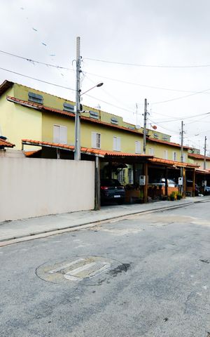 Casa de condomínio à venda com 119m², 2 quartos e 2 vagasÁrea comum - Salão de festas