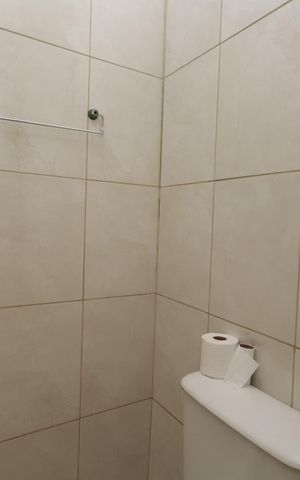 Casa para alugar com 165m², 2 quartos e 3 vagasBanheiro 2