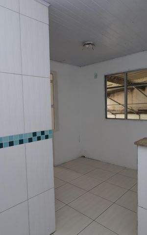 Casa para alugar com 165m², 2 quartos e 3 vagasCozinha casa 2
