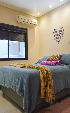 Casa à venda com 300m², 2 quartos e 2 vagasSuíte 2