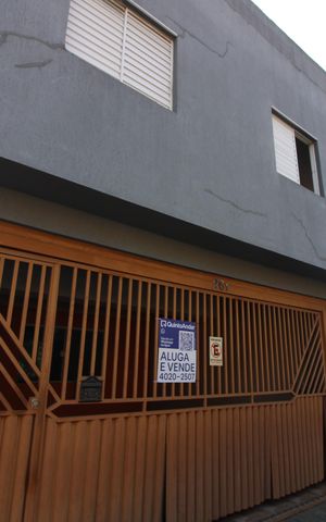 Casa para alugar com 168m², 4 quartos e 2 vagasFachada
