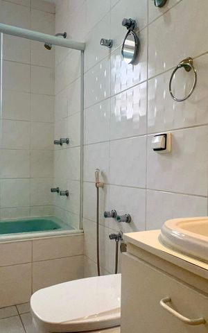 Apartamento para alugar com 102m², 2 quartos e sem vaga Apartamento para alugar com 102m², 2 quartos e sem vagaBanheiro