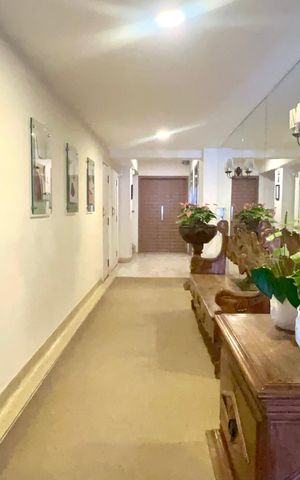 Apartamento para alugar com 102m², 2 quartos e sem vaga Apartamento para alugar com 102m², 2 quartos e sem vagaHall de entrada