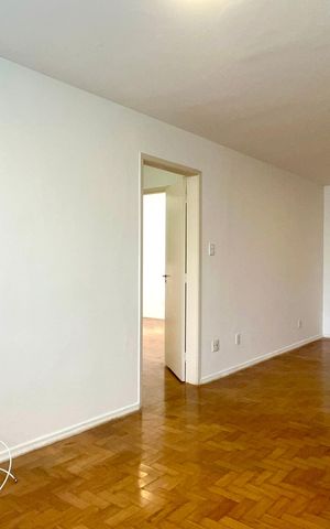 Apartamento para alugar com 102m², 2 quartos e sem vaga Apartamento para alugar com 102m², 2 quartos e sem vagaSala