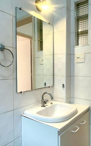 Apartamento para alugar com 102m², 2 quartos e sem vaga Apartamento para alugar com 102m², 2 quartos e sem vagaBanheiro