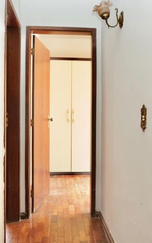 Casa para alugar com 250m², 3 quartos e 2 vagas Casa para alugar com 250m², 3 quartos e 2 vagasCorredor