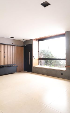 Casa para alugar com 200m², 3 quartos e 3 vagasSala