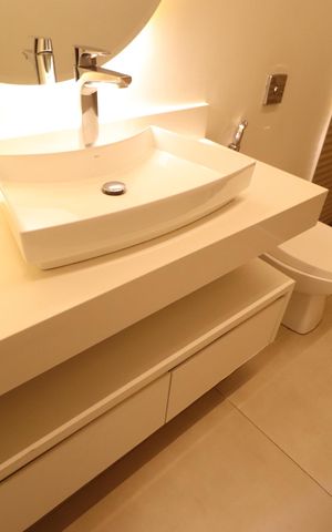 Casa para alugar com 200m², 3 quartos e 3 vagasBanheiro Social