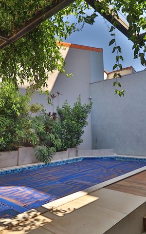Casa para alugar com 200m², 3 quartos e 3 vagasPiscina