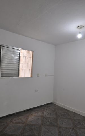 Casa para alugar com 80m², 2 quartos e 1 vagaSala