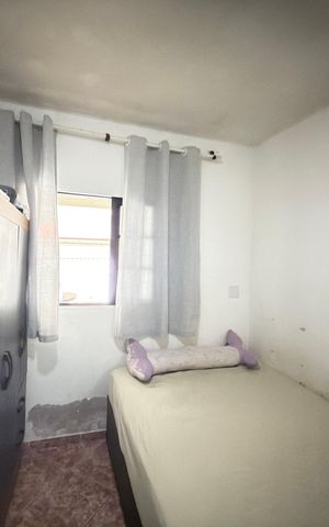 Casa à venda com 160m², 3 quartos e 2 vagas Casa à venda com 160m², 3 quartos e 2 vagasSala