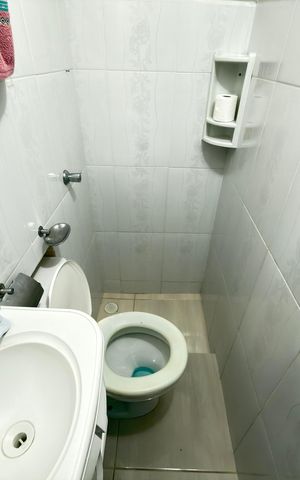 Casa à venda com 160m², 3 quartos e 2 vagas Casa à venda com 160m², 3 quartos e 2 vagasLavabo