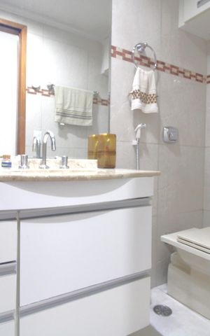 Apartamento para alugar com 70m², 3 quartos e 1 vagaBanheiro 