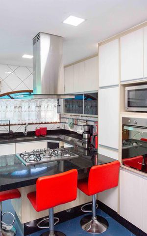 Casa à venda com 224m², 4 quartos e 5 vagasCozinha Casa 1