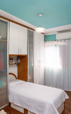 Casa à venda com 224m², 4 quartos e 5 vagasQuarto Suite 2 Casa 1