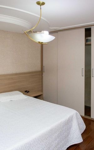 Casa à venda com 224m², 4 quartos e 5 vagasQuarto Suite 1 Casa 1