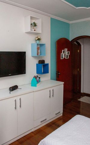 Casa à venda com 224m², 4 quartos e 5 vagasQuarto Suite 2 Casa 1