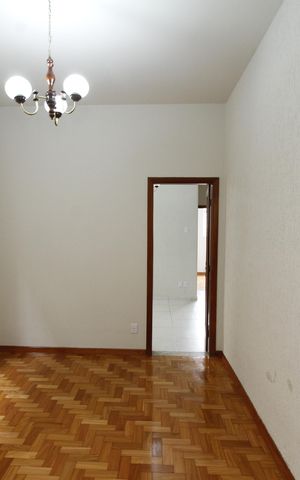 Apartamento para alugar com 90m², 2 quartos e 1 vagaSala