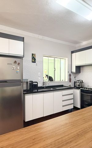 Casa para alugar com 90m², 3 quartos e 1 vagaCozinha