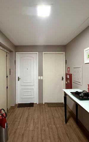 Apartamento à venda com 62m², 2 quartos e 1 vaga Apartamento à venda com 62m², 2 quartos e 1 vagaHall Apartamento