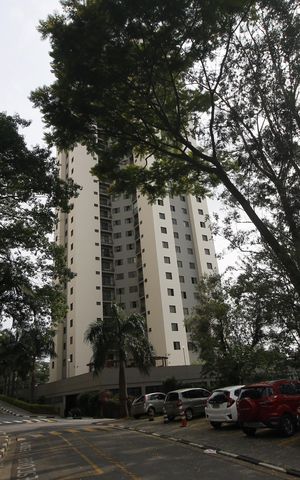 Apartamento para alugar com 68m², 2 quartos e 1 vagaFachada do bloco