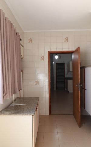 Apartamento para alugar com 156m², 4 quartos e 1 vagaÁrea de serviço 