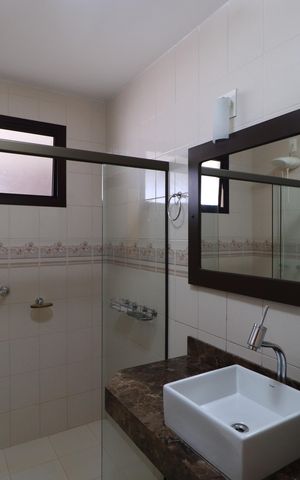 Apartamento para alugar com 156m², 4 quartos e 1 vagaBanheiro 