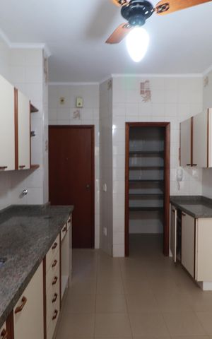 Apartamento para alugar com 156m², 4 quartos e 1 vagaCozinha 