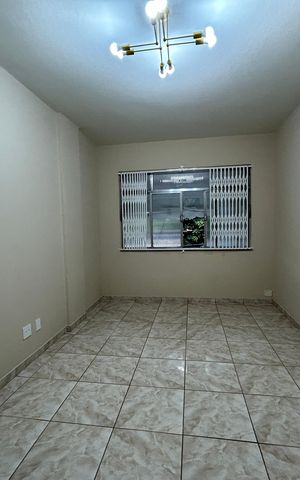 Apartamento para alugar com 110m², 3 quartos e sem vagaSala