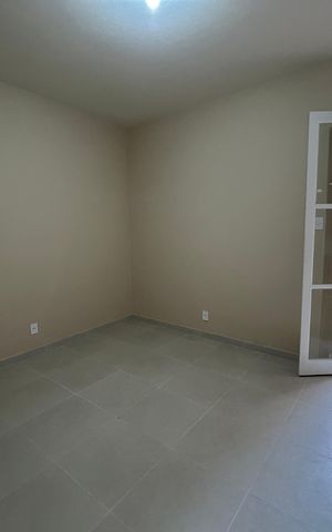 Apartamento para alugar com 110m², 3 quartos e sem vagaQuarto 2