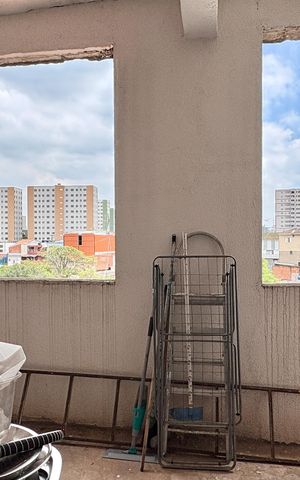 Casa à venda com 187m², 4 quartos e 2 vagas Casa à venda com 187m², 4 quartos e 2 vagasÁrea comum