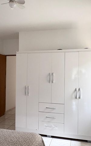 Casa à venda com 187m², 4 quartos e 2 vagas Casa à venda com 187m², 4 quartos e 2 vagasSuíte