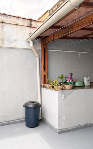 Casa à venda com 187m², 4 quartos e 2 vagas Casa à venda com 187m², 4 quartos e 2 vagasÁrea de Serviço