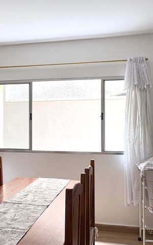 Casa à venda com 187m², 4 quartos e 2 vagas Casa à venda com 187m², 4 quartos e 2 vagasSala de Jantar