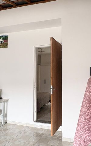 Casa à venda com 187m², 4 quartos e 2 vagas Casa à venda com 187m², 4 quartos e 2 vagasAcademia