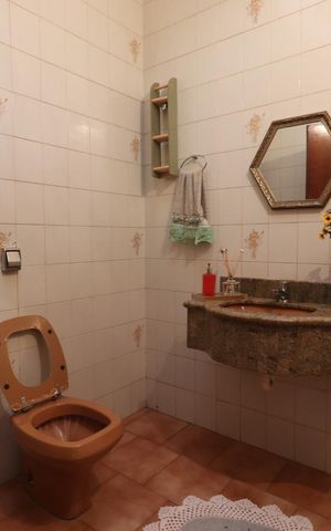 Casa para alugar com 390m², 5 quartos e 4 vagas Casa para alugar com 390m², 5 quartos e 4 vagasLavabo