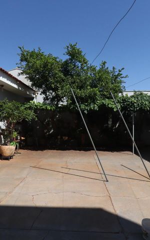 Casa para alugar com 390m², 5 quartos e 4 vagas