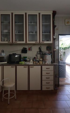 Casa para alugar com 390m², 5 quartos e 4 vagas Casa para alugar com 390m², 5 quartos e 4 vagasCozinha