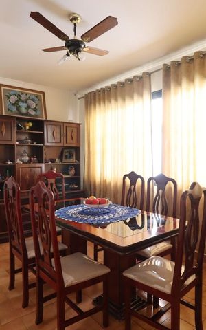 Casa para alugar com 390m², 5 quartos e 4 vagas Casa para alugar com 390m², 5 quartos e 4 vagasSala