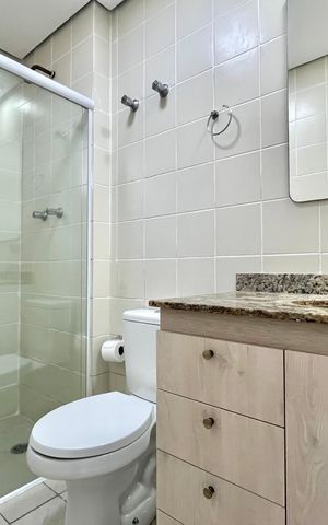 Apartamento para alugar com 77m², 3 quartos e 2 vagas Apartamento para alugar com 77m², 3 quartos e 2 vagasBanheiro da Suíte