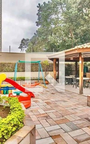 Apartamento para alugar com 77m², 3 quartos e 2 vagasÁrea comum - Playground