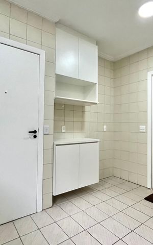Apartamento para alugar com 77m², 3 quartos e 2 vagasCozinha