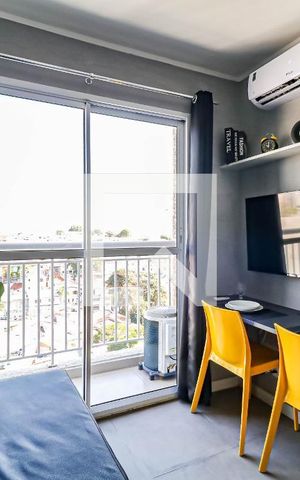 Apartamento à venda com 24m², 1 quarto e sem vaga Apartamento à venda com 24m², 1 quarto e sem vagaSala