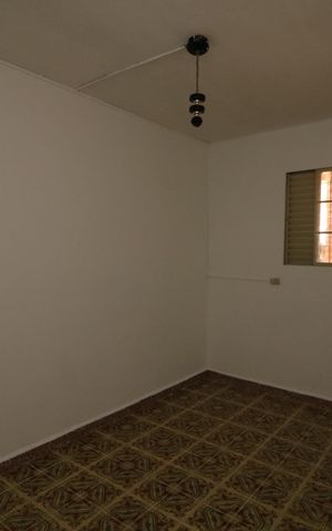 Casa para alugar com 70m², 2 quartos e 1 vagaQuarto