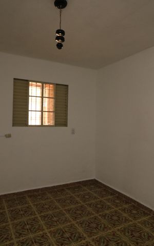 Casa para alugar com 70m², 2 quartos e 1 vagaQuarto