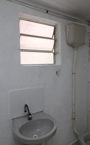 Casa para alugar com 70m², 2 quartos e 1 vagaBanheiro da Suíte