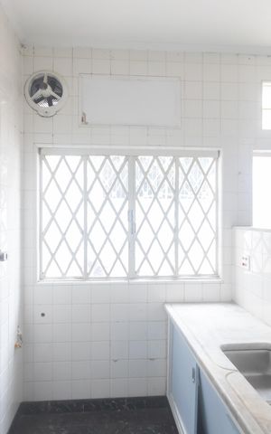 Casa para alugar com 260m², 4 quartos e 3 vagas Casa para alugar com 260m², 4 quartos e 3 vagasCozinha