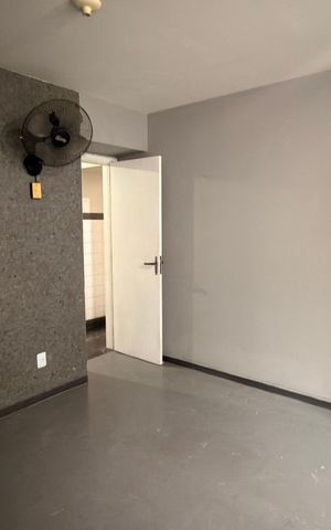 Casa para alugar com 90m², 2 quartos e sem vaga Casa para alugar com 90m², 2 quartos e sem vagaSala
